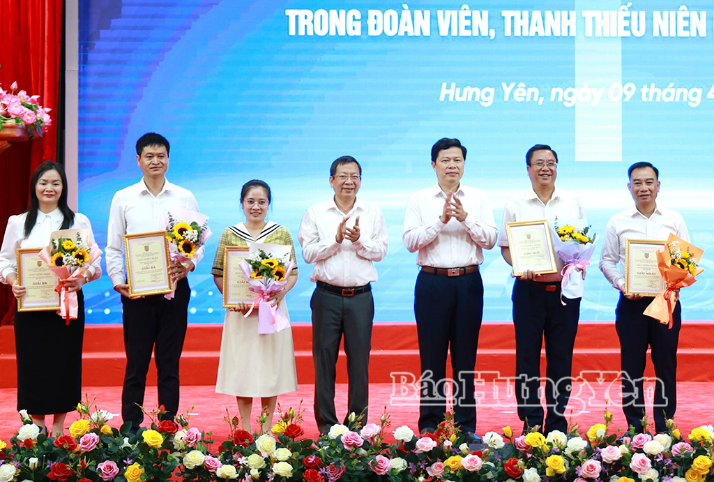 Hưng Yên: Gần 1,7 triệu lượt người tham gia Cuộc thi trực tuyến “Tìm hiểu pháp luật về bầu cử đại biểu Quốc hội và đại biểu Hội đồng nhân dân”