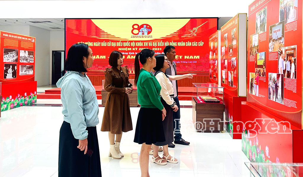 https://baohungyen.vn/nganh-van-hoa-trong-hanh-trinh-phat-trien-nang-dong-va-hoi-nhap-3198682.html