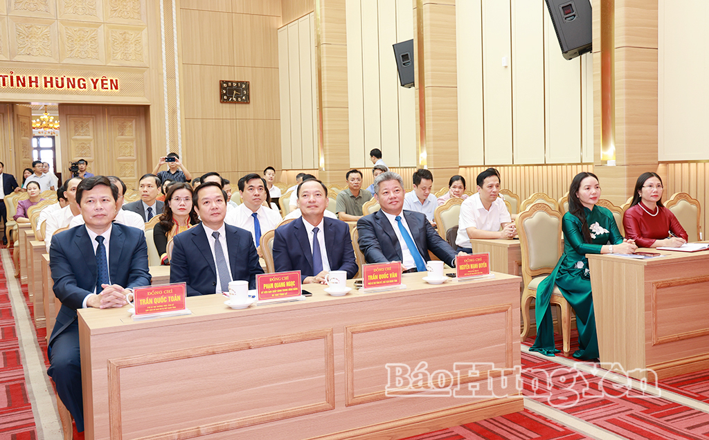 Hưng Yên: Công bố các quyết định của Ban Chấp hành Đảng bộ tỉnh, Ban Thường vụ Tỉnh ủy về công tác tổ chức và cán bộ