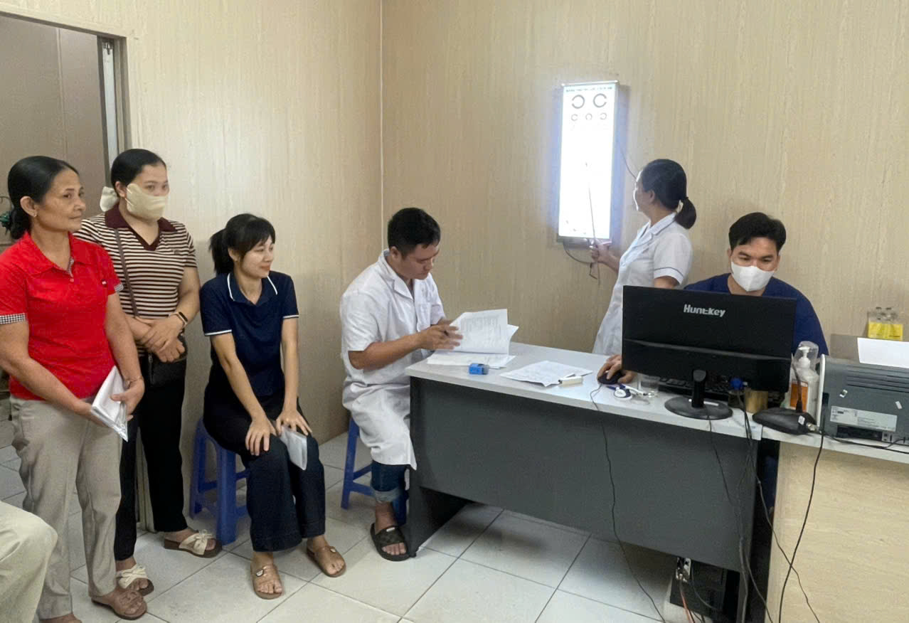 Xã Kiến Xương tổ chức khám sức khỏe định kỳ cho cán bộ, công chức, viên chức và người lao động năm 2026
