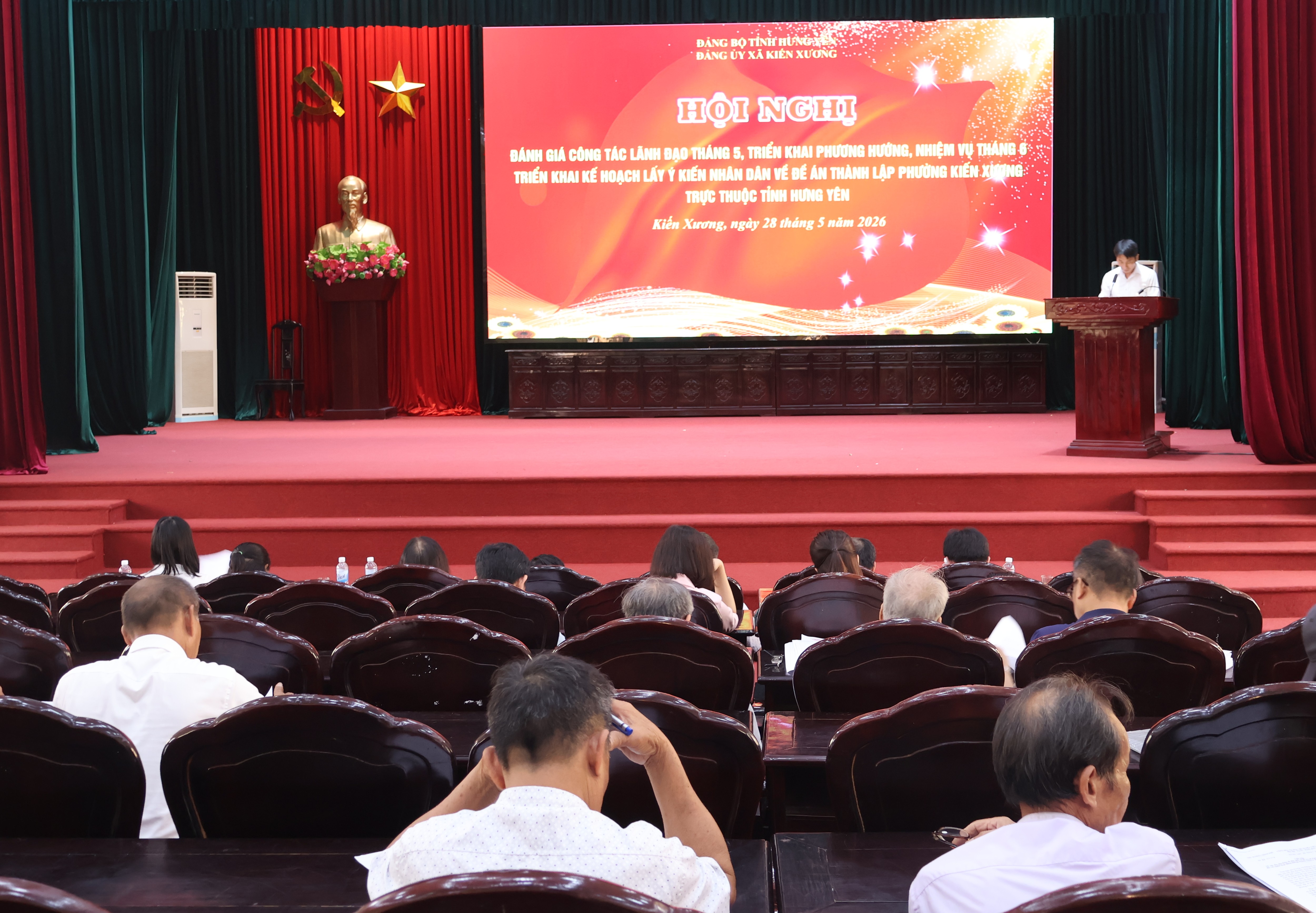 Hội nghị đánh giá công tác lãnh đạo tháng 5 và triển khai kế hoạch lấy ý kiến nhân dân về đề án thành lập phường Kiến Xương thuộc tỉnh Hưng Yên