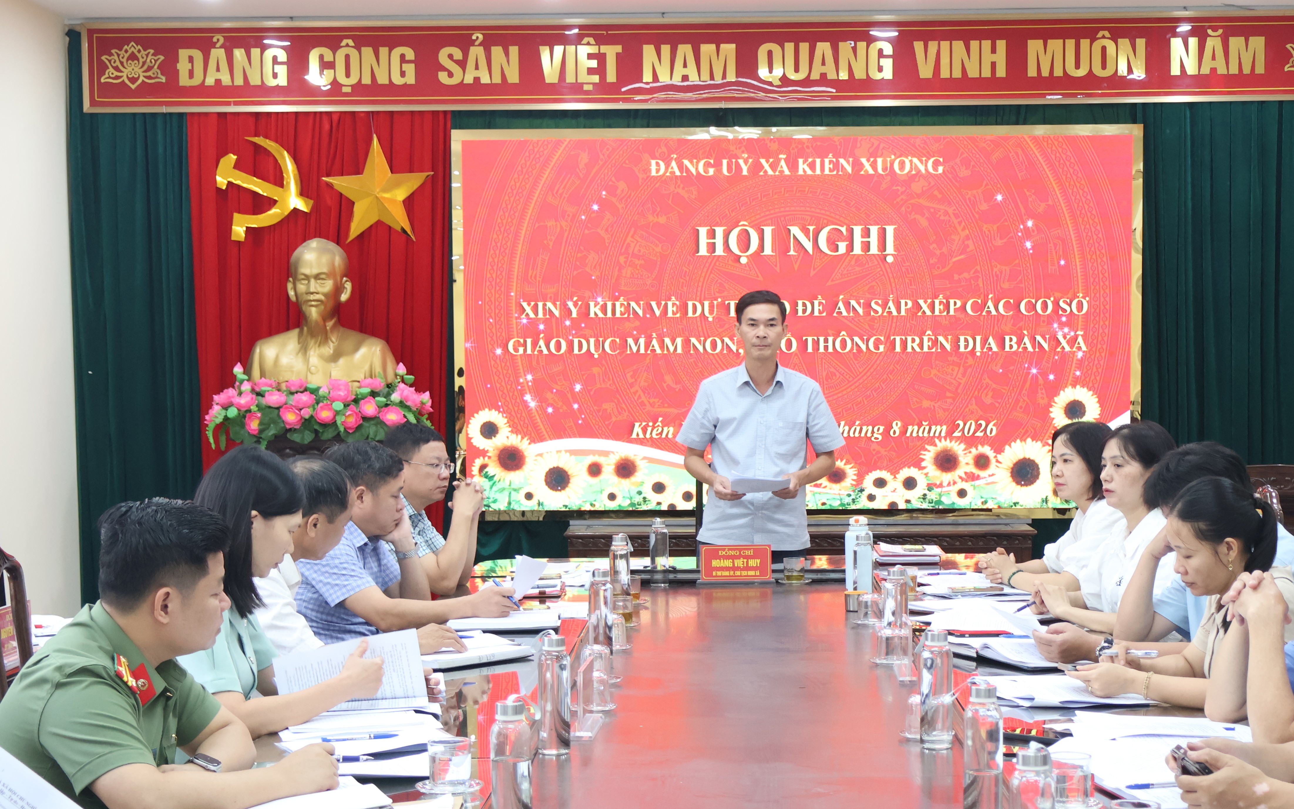 Đảng ủy xã Kiến Xương lấy ý kiến về dự thảo Đề án sắp xếp các cơ sở giáo dục mầm non, phổ thông công lập trên địa bàn xã