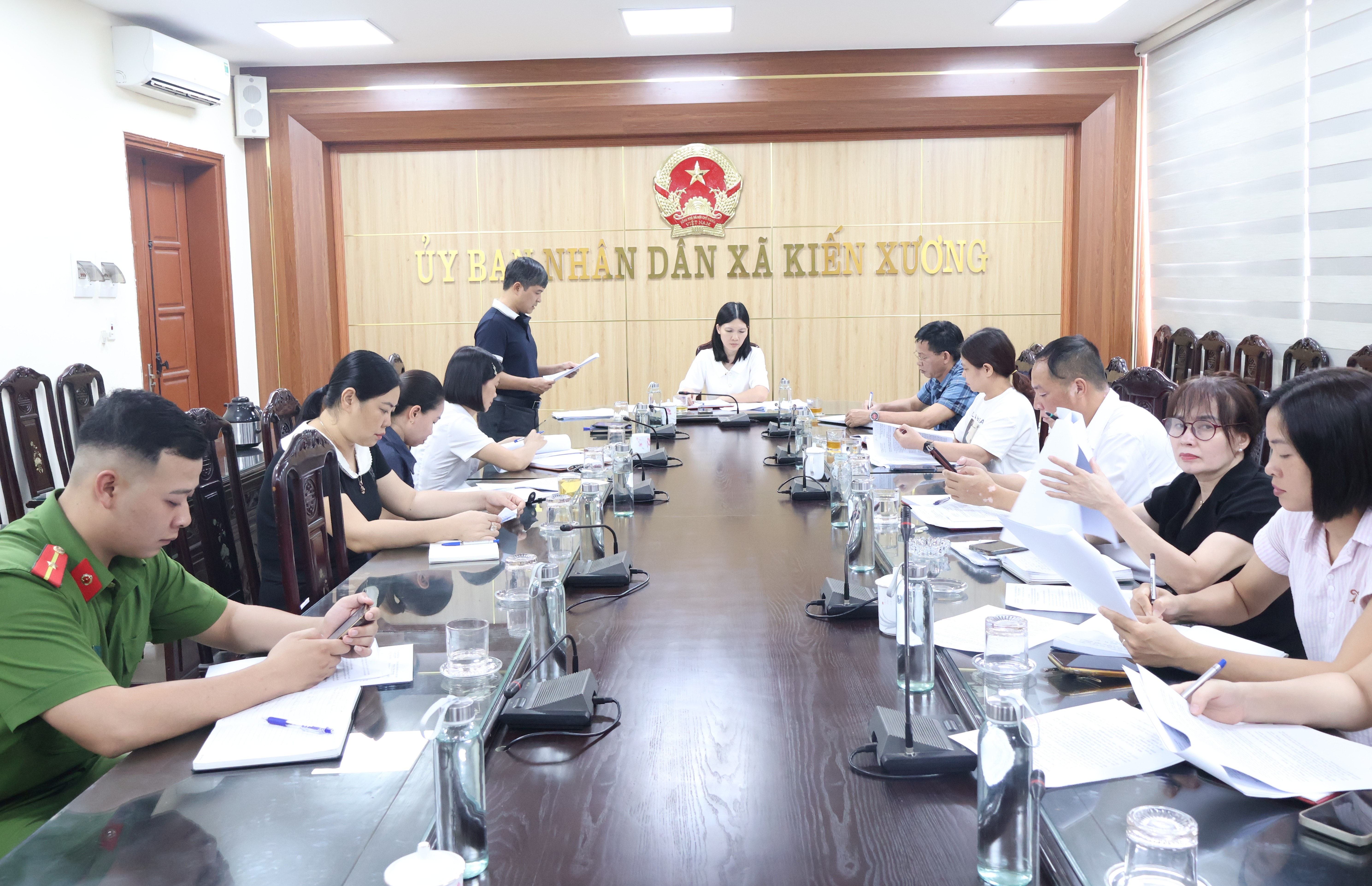 Hội nghị triển khai Kế hoạch 90 ngày làm sạch, làm giàu chuẩn hoá dữ liệu của 12 cơ sở dữ liệu chuyên ngành y tế trên địa bàn xã Kiến Xương