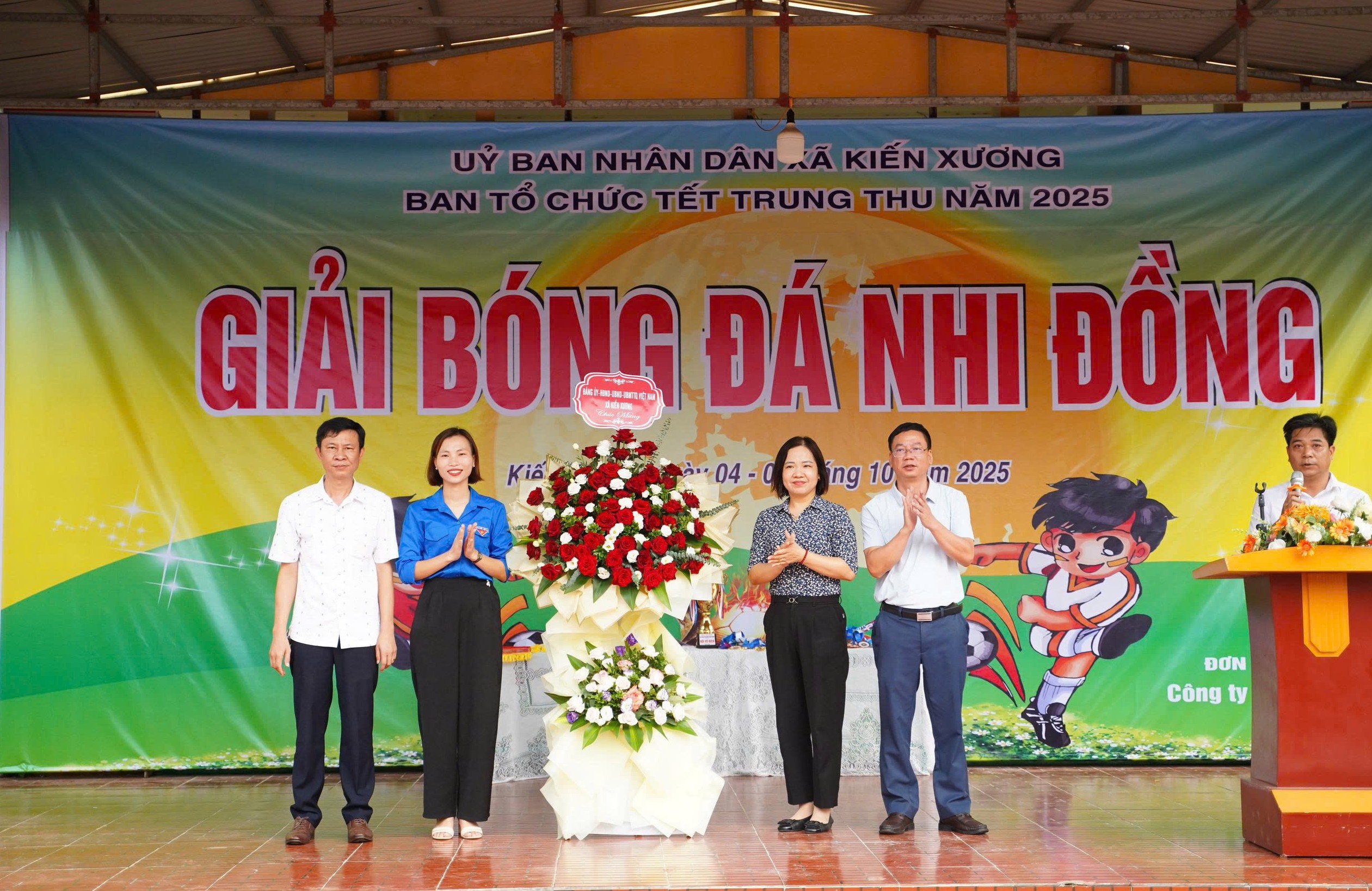 Khai mạc Giải bóng đá nhi đồng xã Kiến Xương năm 2025