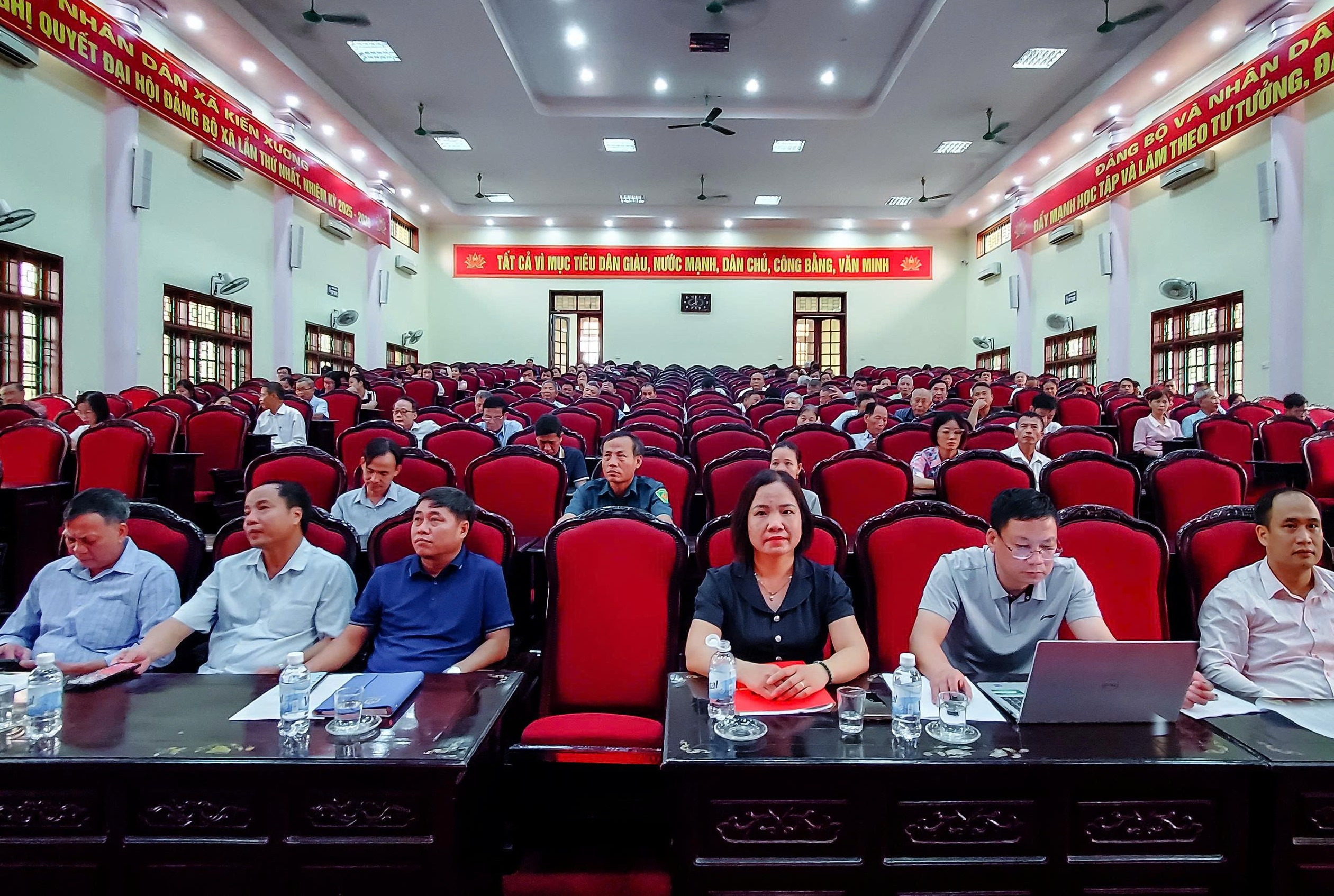 Tập huấn bồi dưỡng nghiệp vụ công tác xây dựng Đảng năm 2025