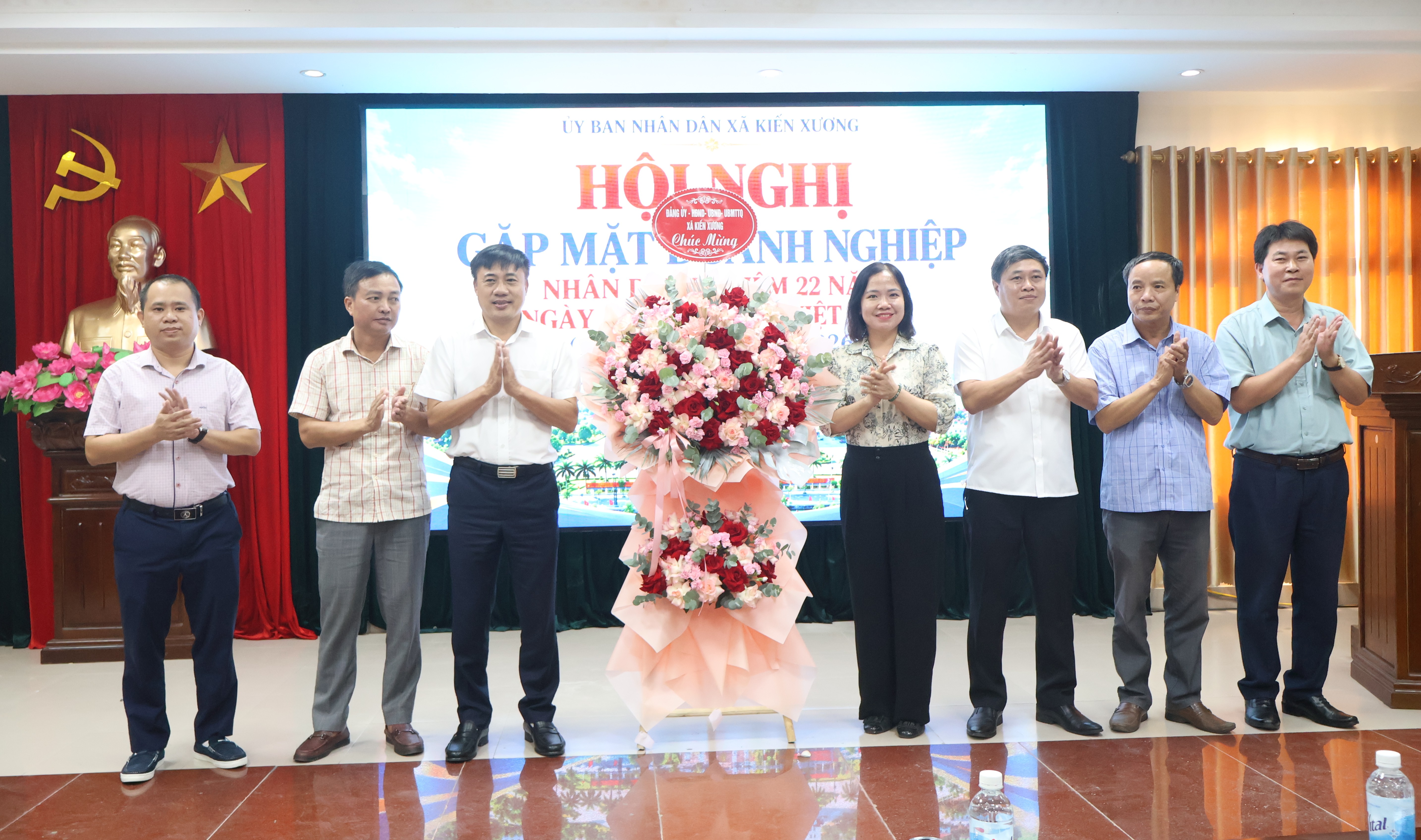 Xã Kiến Xương: Gặp mặt doanh nghiệp nhân kỷ niệm 22 năm ngày Doanh nhân Việt Nam (13/10/2004-13/10/2026)
