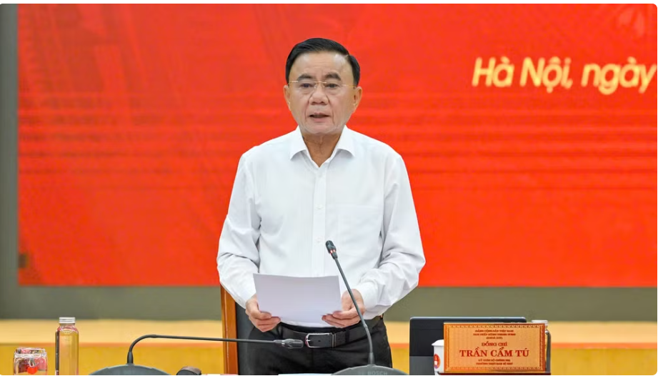 Quy định mới về trách nhiệm của đảng viên đang công tác đối với tổ chức đảng và nhân dân nơi cư trú